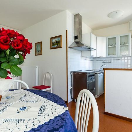 Villa Lucilla Lignano Sabbiadoro Esterno foto