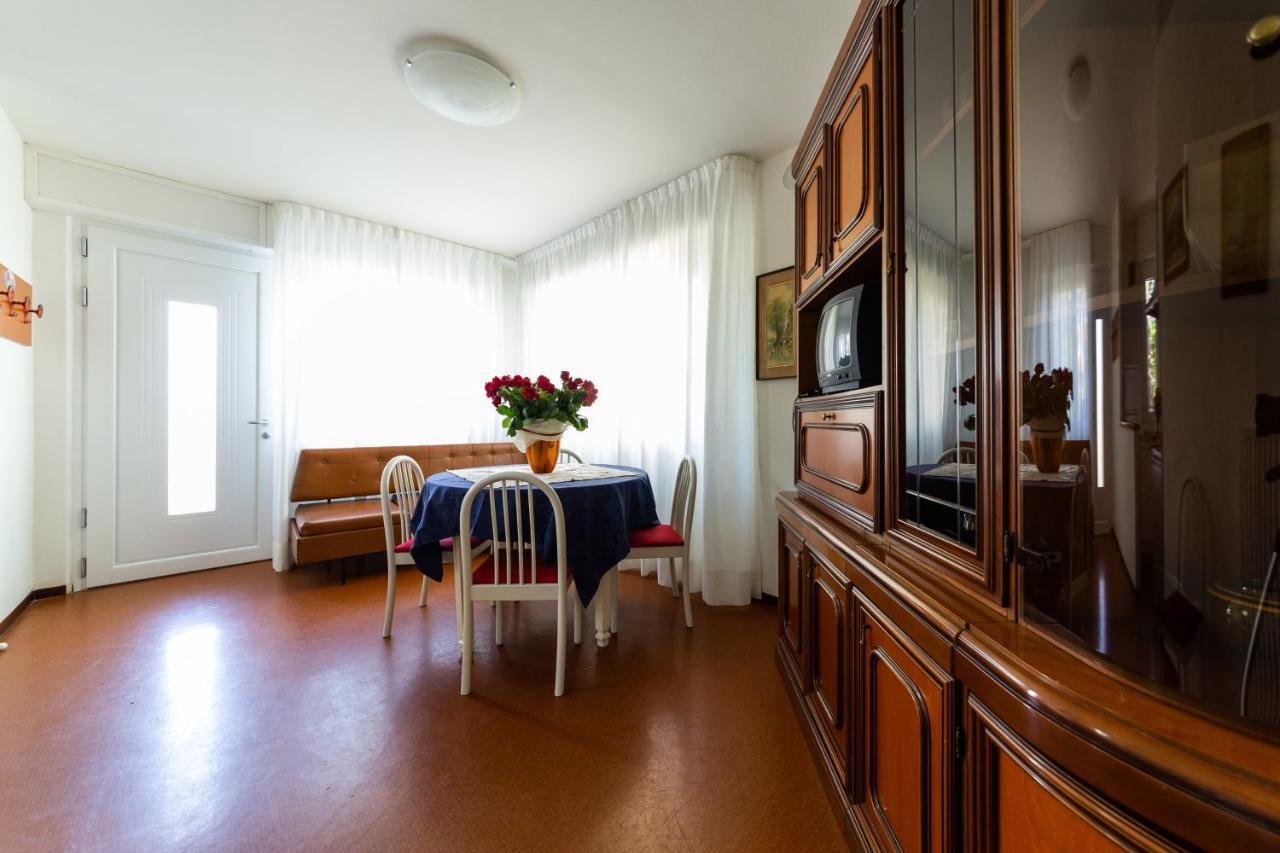 Villa Lucilla Lignano Sabbiadoro Esterno foto