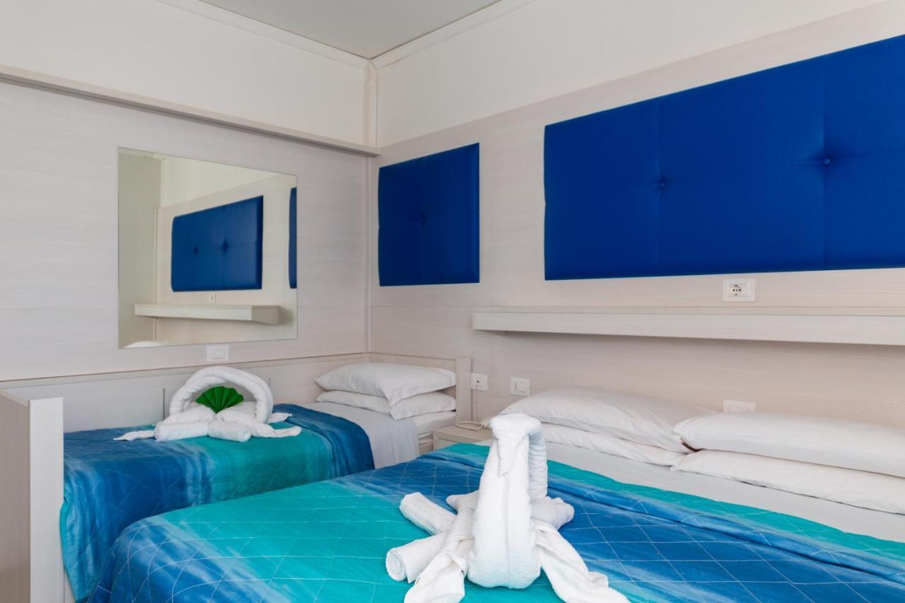 Villa Lucilla Lignano Sabbiadoro Esterno foto