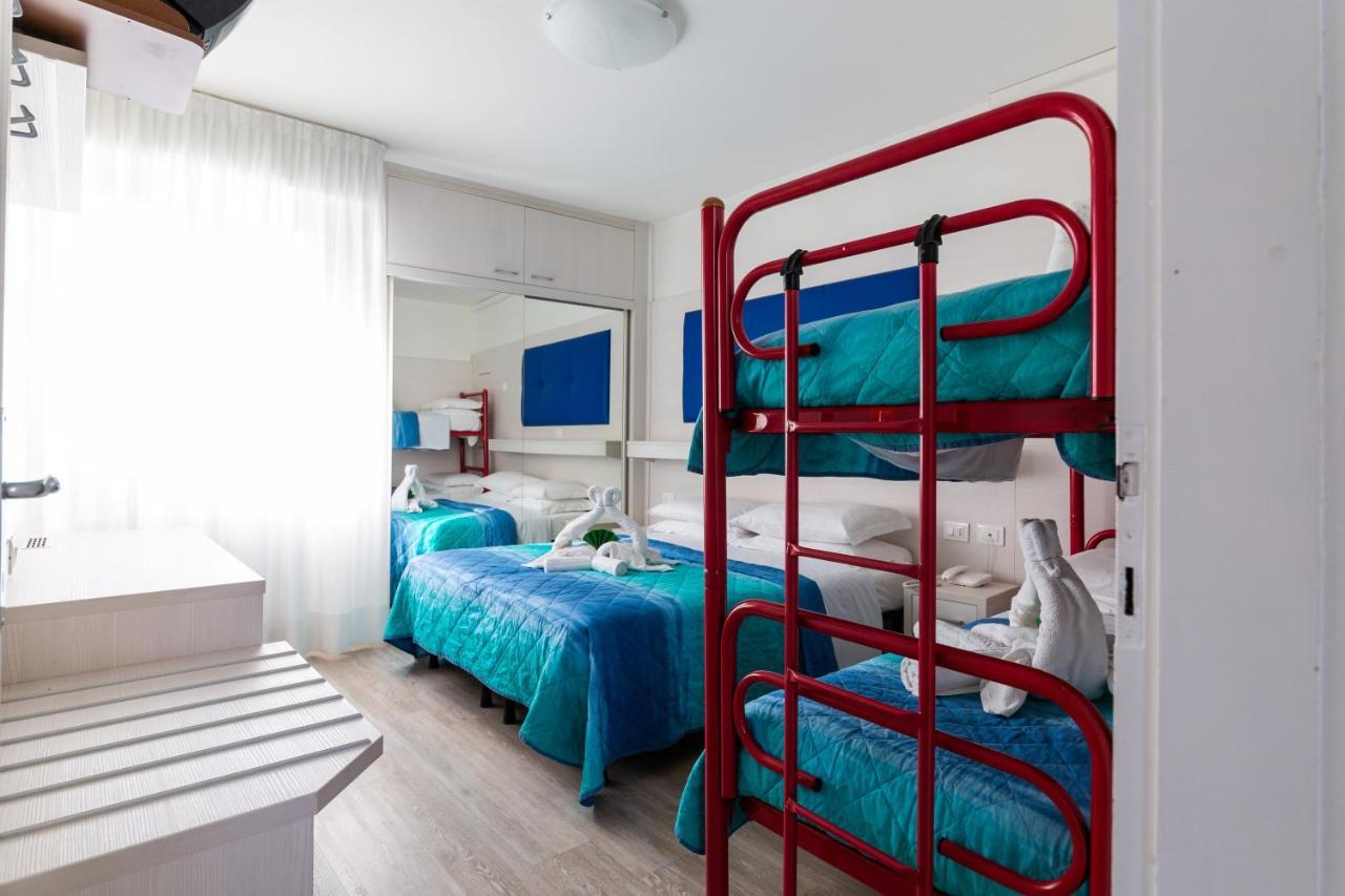 Villa Lucilla Lignano Sabbiadoro Esterno foto