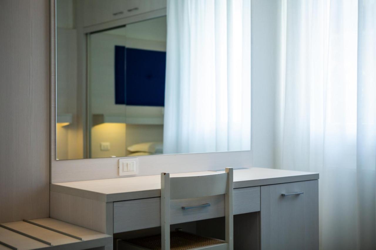 Villa Lucilla Lignano Sabbiadoro Esterno foto