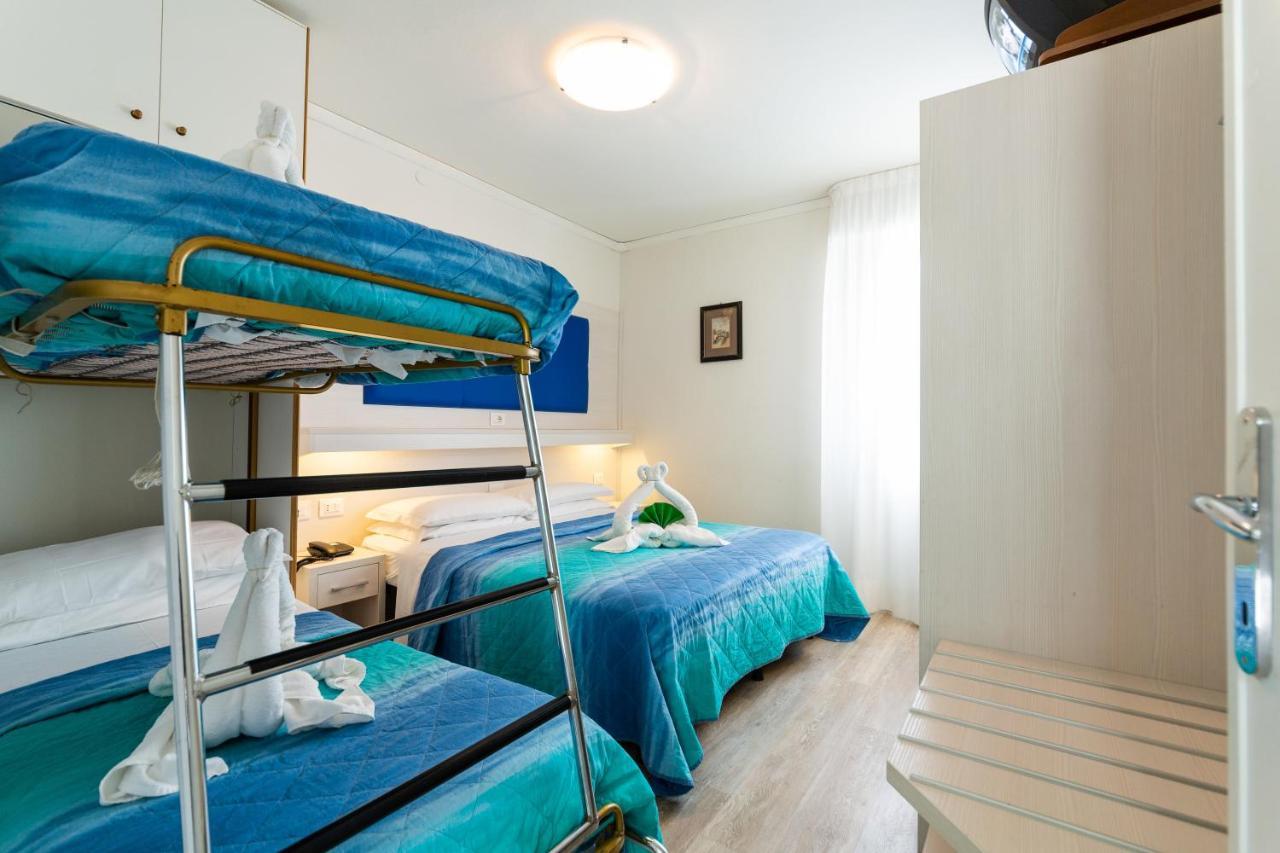 Villa Lucilla Lignano Sabbiadoro Esterno foto